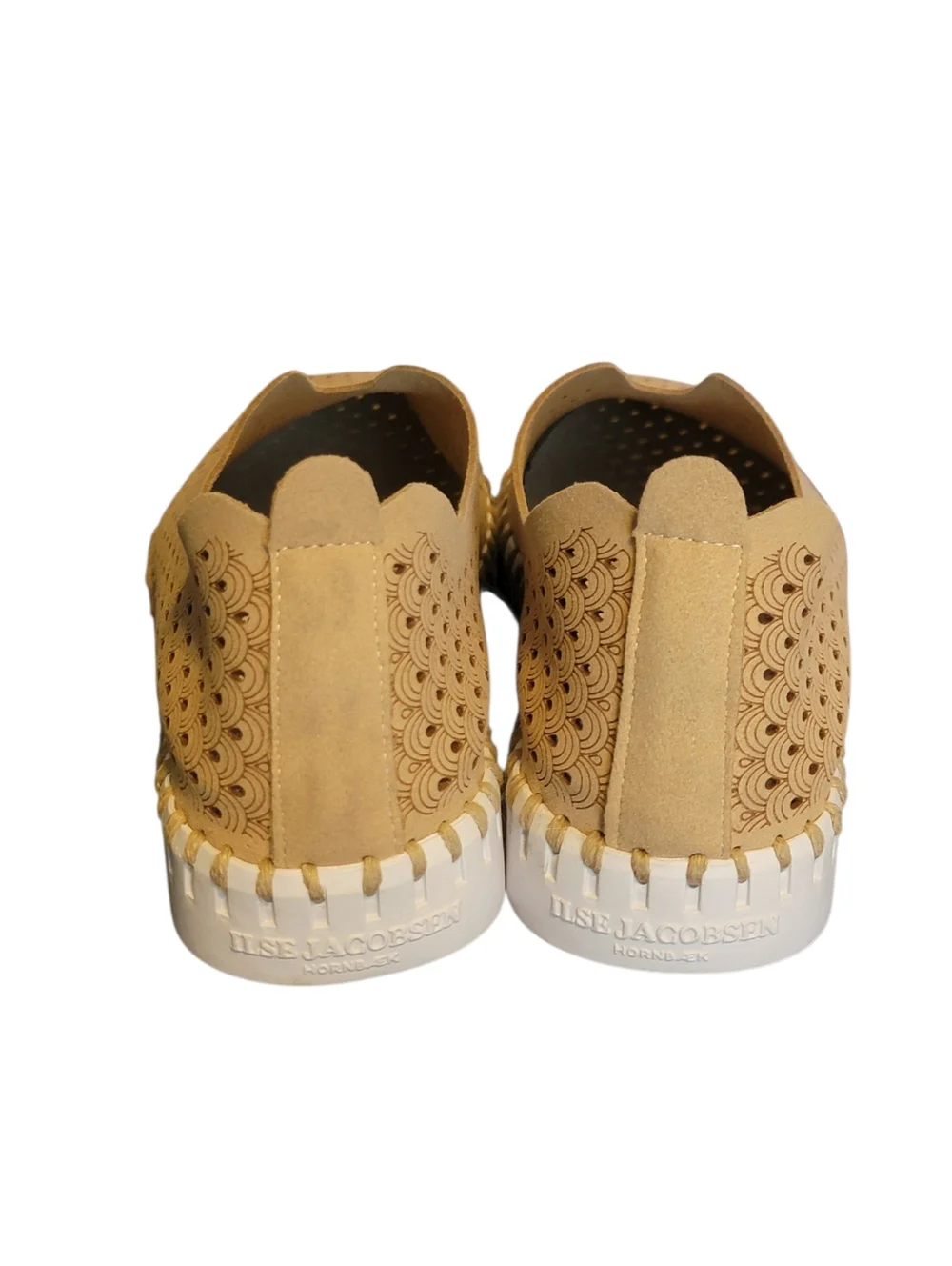 Ilse Jacobsen Hornbaek Tulip Slip On Tan Sneaker Shoes Womens Size 37 US 6.5-7‎